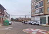 Дом с участком на продажу в городе Алагон Фото