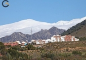Chalet independiente con terreno en venta en la España, Dílar, ref: TR295212 foto