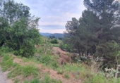 Городская земля под застройку на продажу у города Sant Feliu de Codines Фото