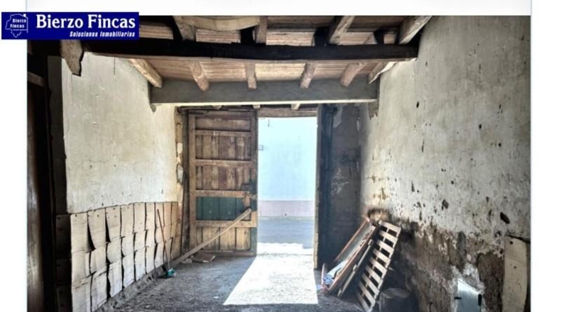 Leon - Gradefes - 1012m2
