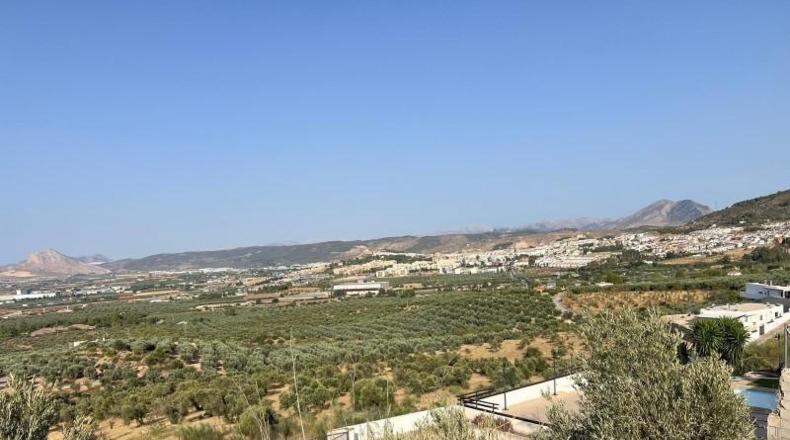 Málaga - Antequera - 1456m2
