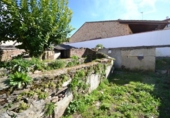 Участок с постройкой на продажу в городе Malpartida de Plasencia Фото