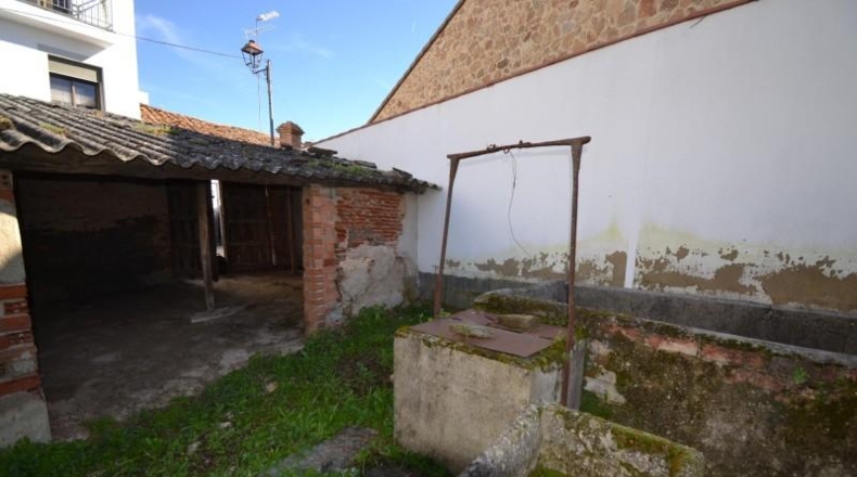 Cáceres - Malpartida de Plasencia - 318m2