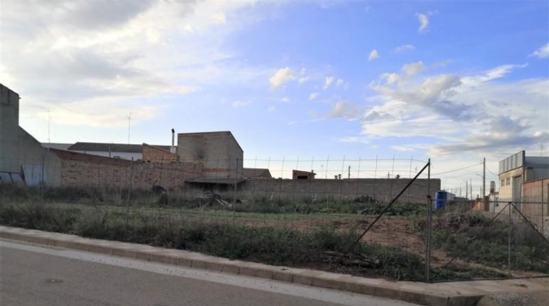 Cuenca - Iniesta - 560m2