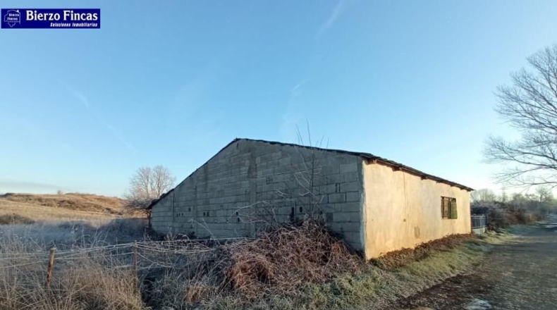 Leon - Ponferrada - 4455m2