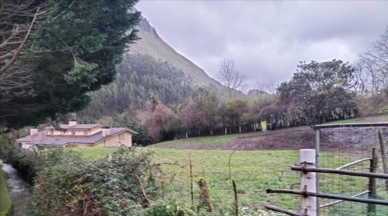 Cantabria - Castro-Urdiales - 1686m2
