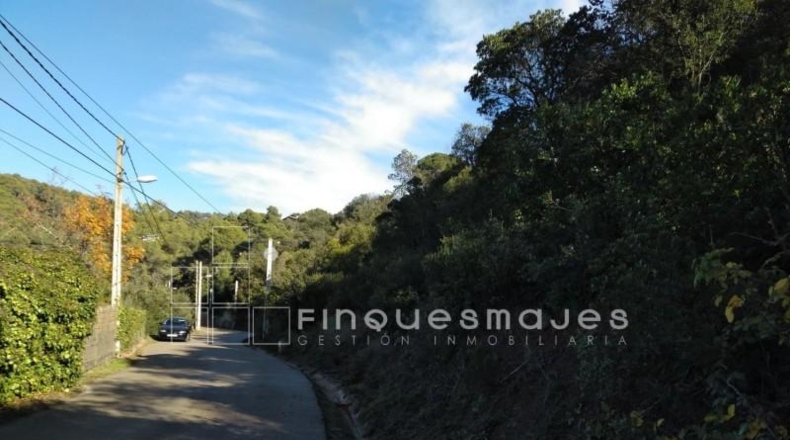 Barcelona - Vacarisses - 2400m2
