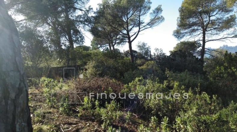 Barcelona - Vacarisses - 2400m2