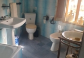 Отдельно стоящий дом с участком на продажу в городе Fortuna Фото