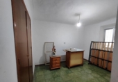 Дом с участком на продажу в городе Dehesas Viejas Фото