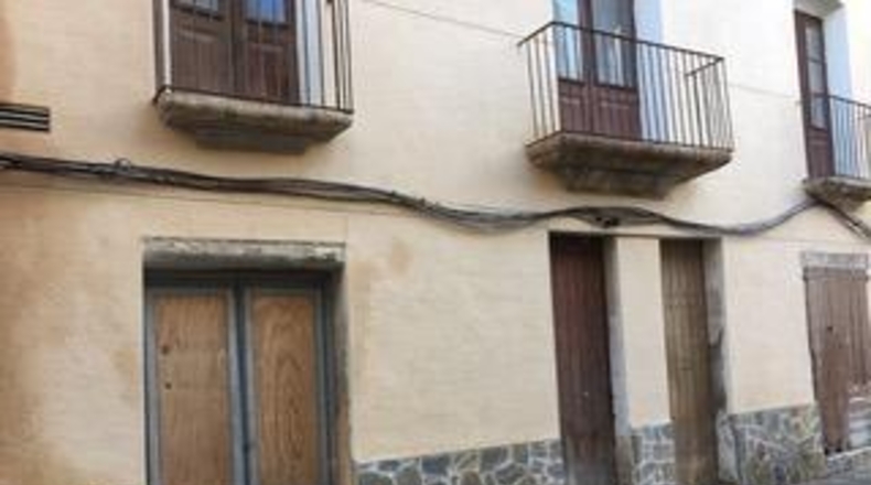 Tarragona - Móra d'Ebre - 754m2