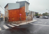 Участок с постройкой на продажу в городе Plasencia Фото