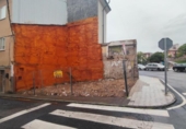 Участок с постройкой на продажу в городе Plasencia Фото