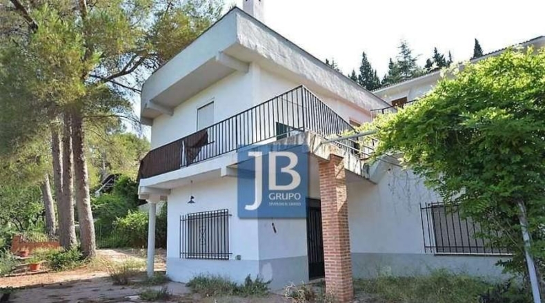 Валенсия - Játiva - 833m2