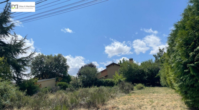 Leon - Valdefresno - 637m2