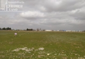 Городская земля под застройку на продажу у города Томельосо Фото