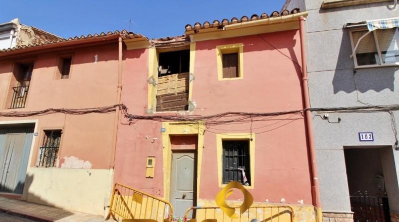 Кастельон - la Vall d'Uixó - 152m2