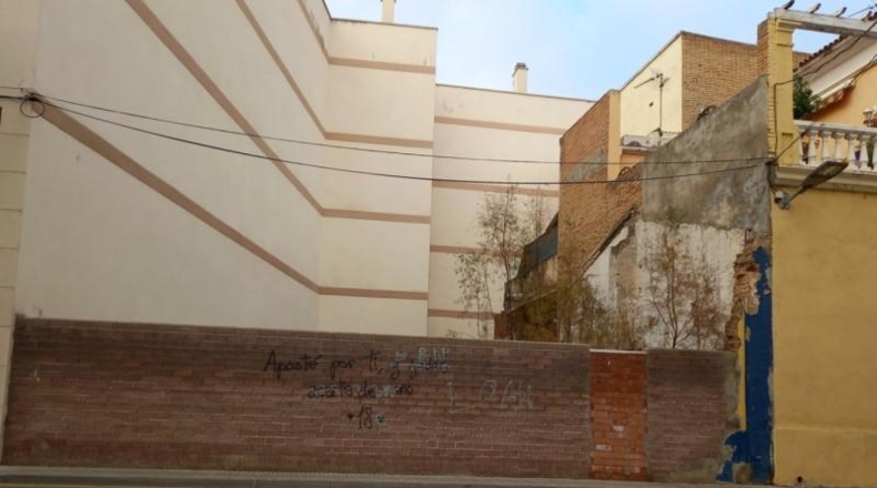 Tarragona - Mora de Ebro - 210m2