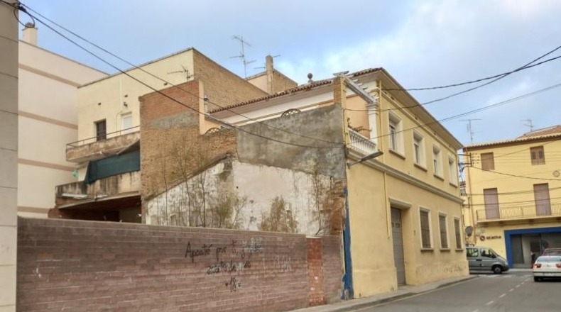 Tarragona - Mora de Ebro - 210m2