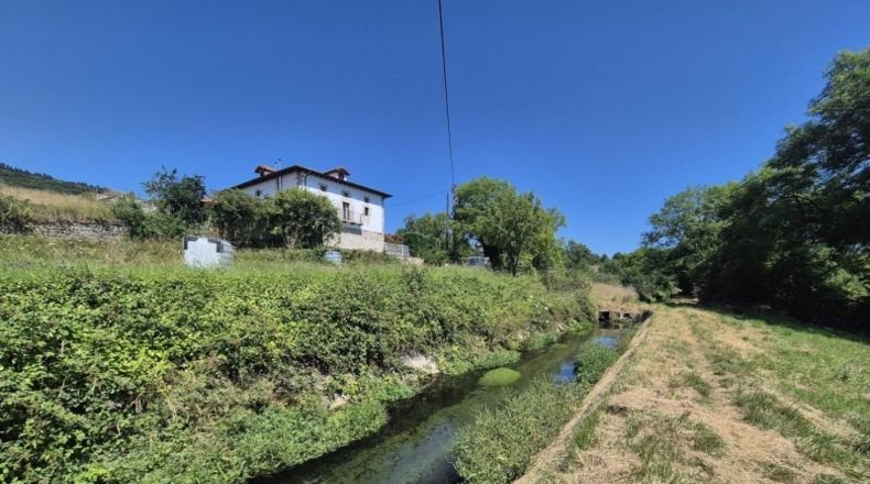 Burgos - Entrambasaguas - 1213m2