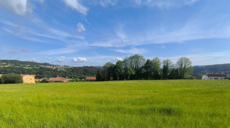 La Coruña - Santiago de Compostela - 931m2