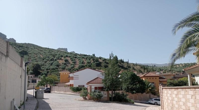 Хаэн - Los Villares - 546m2