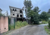 Отдельно стоящий дом с участком на продажу в городе Gondomar Фото