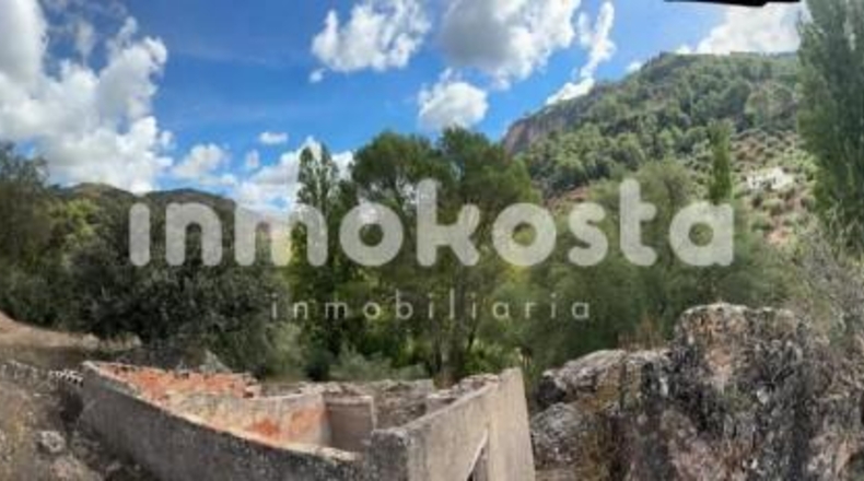 Jaén - Villanueva del Arzobispo - 7287m2
