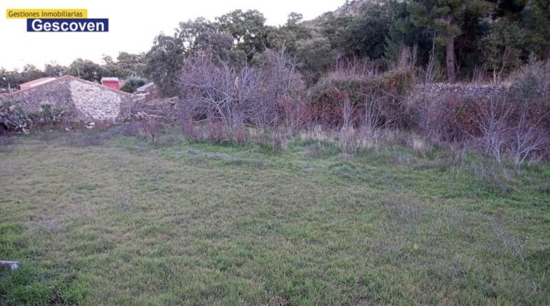 Caceres - Valencia de Alcántara - 3500m2