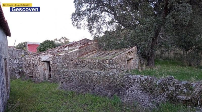 Caceres - Valencia de Alcántara - 3500m2