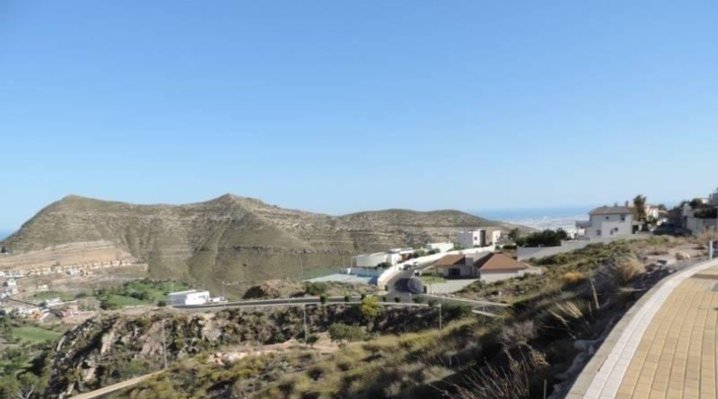Almeria - Vícar - 579m2