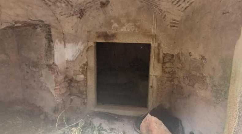 Caceres - Alcuéscar - 534m2