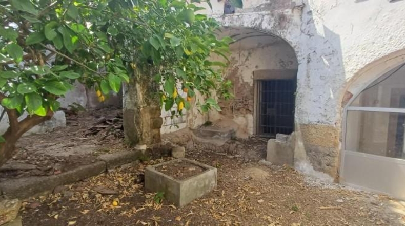 Caceres - Alcuéscar - 534m2
