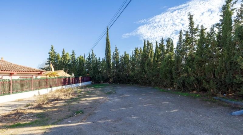 Granada - Ventas de Huelma - 403m2