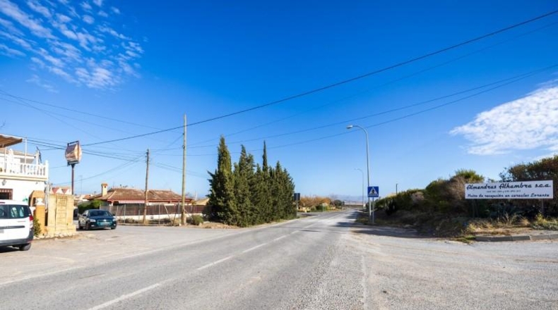 Granada - Ventas de Huelma - 403m2