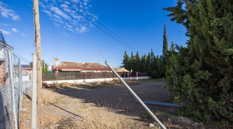 Granada - Ventas de Huelma - 403m2