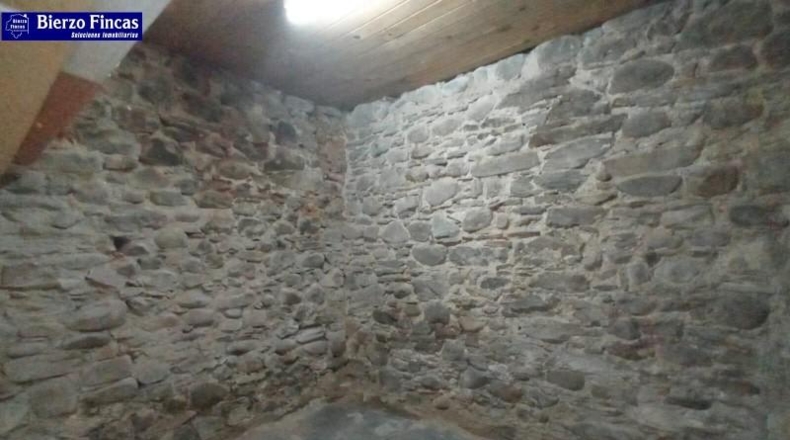 León - Villafranca del Bierzo - 98m2