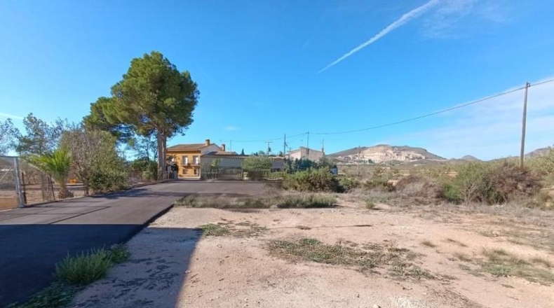 Alicante - Hondón de las Nieves - 818m2