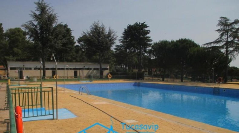 Community of Madrid - Cadalso de los Vidrios - 1901m2