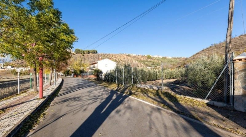 Granada - Iznalloz - 1658m2