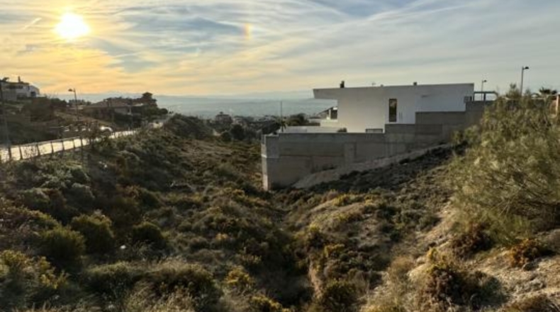 Granada - La Zubia - 779m2