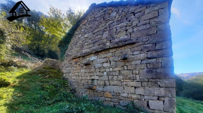 Cantabria - Сан-Педро-дель-Ромераль - 7513m2
