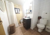 Chalet independiente con terreno en venta en la España, Riolobos, ref: TR329059 foto