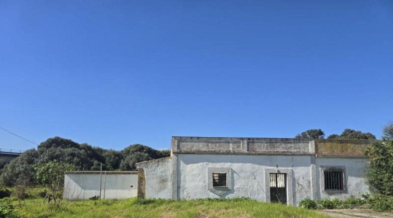 Cádiz - Лос-Барриос - 407m2