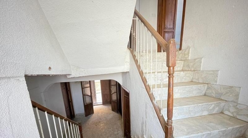 Jaén - Castellar - 485m2