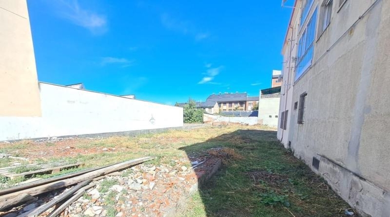 León - Ponferrada - 814m2