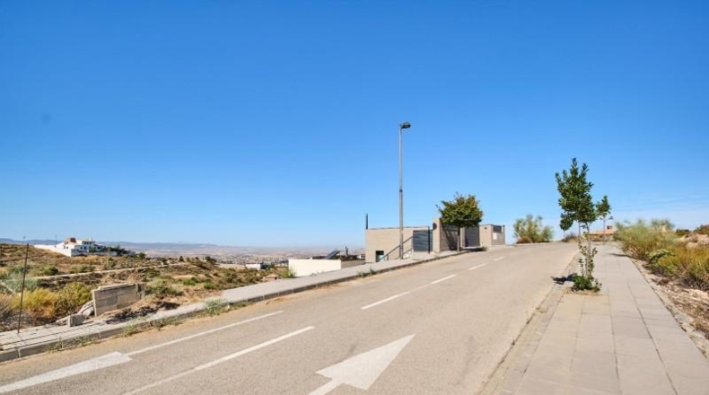 Granada - La Zubia - 799m2
