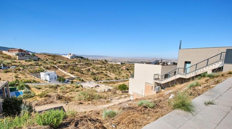 Granada - La Zubia - 799m2