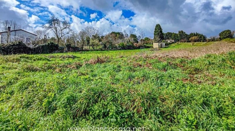 La Coruna - Carballo - 2354m2