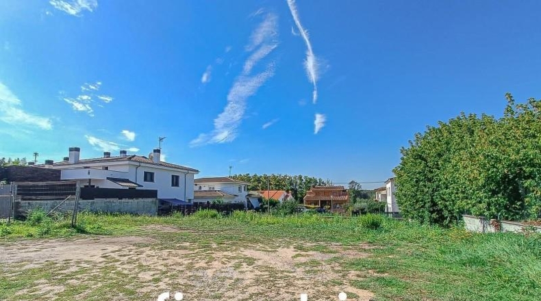 Gerona - Riudarenes - 517m2